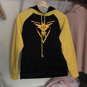 Pokemon Go Team Instinct hoodie